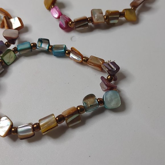 Set Of 5 Colorful Shell Bead Stretch Bracelets - Picture 3 of 14